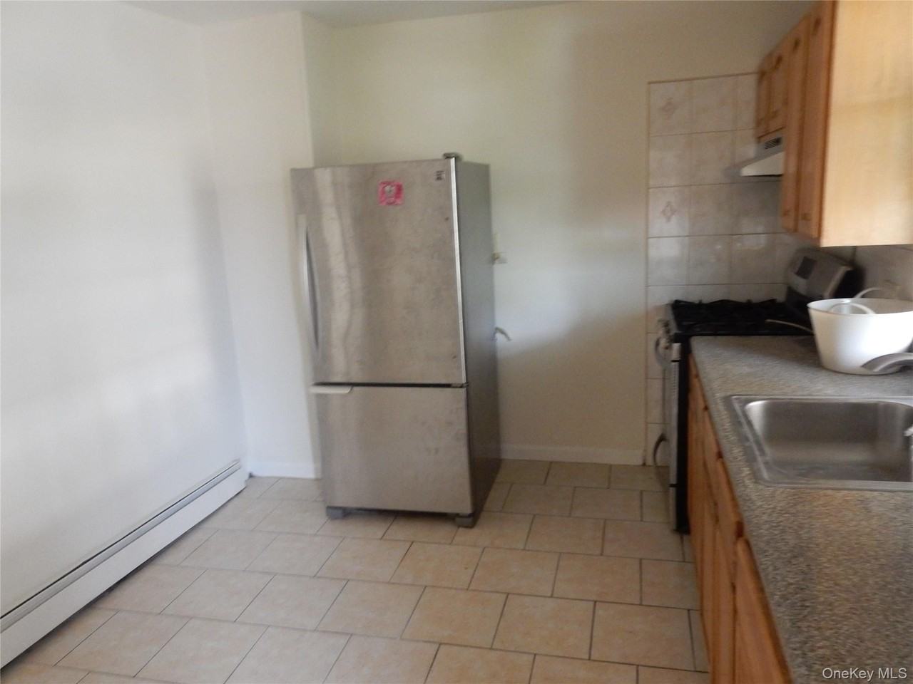 222 N 6th Ave - Photo 3 of 16