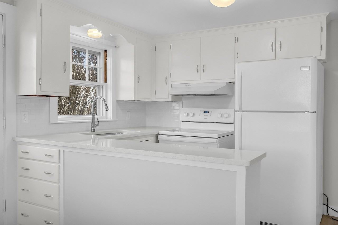 70 Spruce St #70 - Photo 7 of 23
