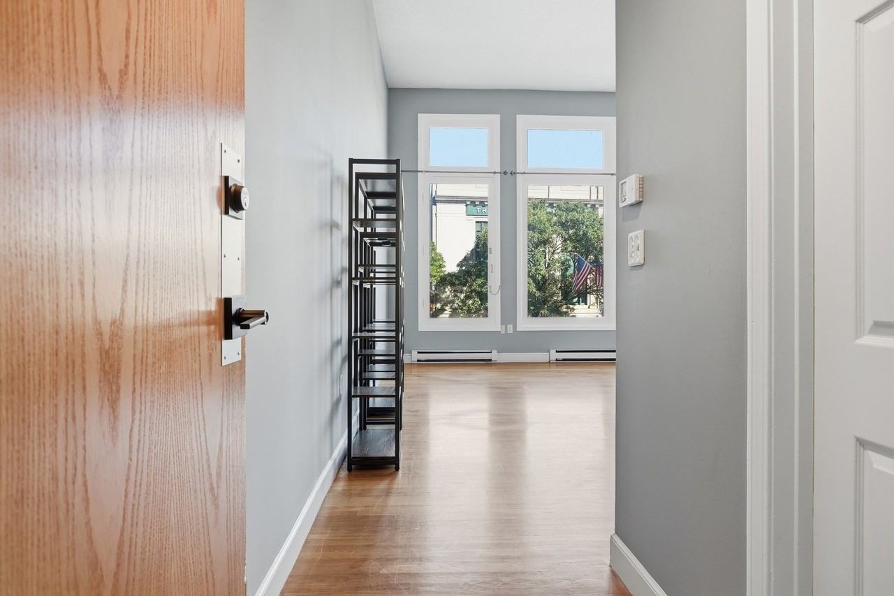 219 Central St #2B - Photo 3 of 19