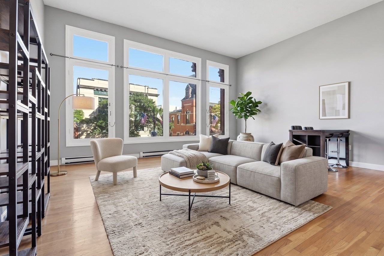 219 Central St #2B - Photo 5 of 19