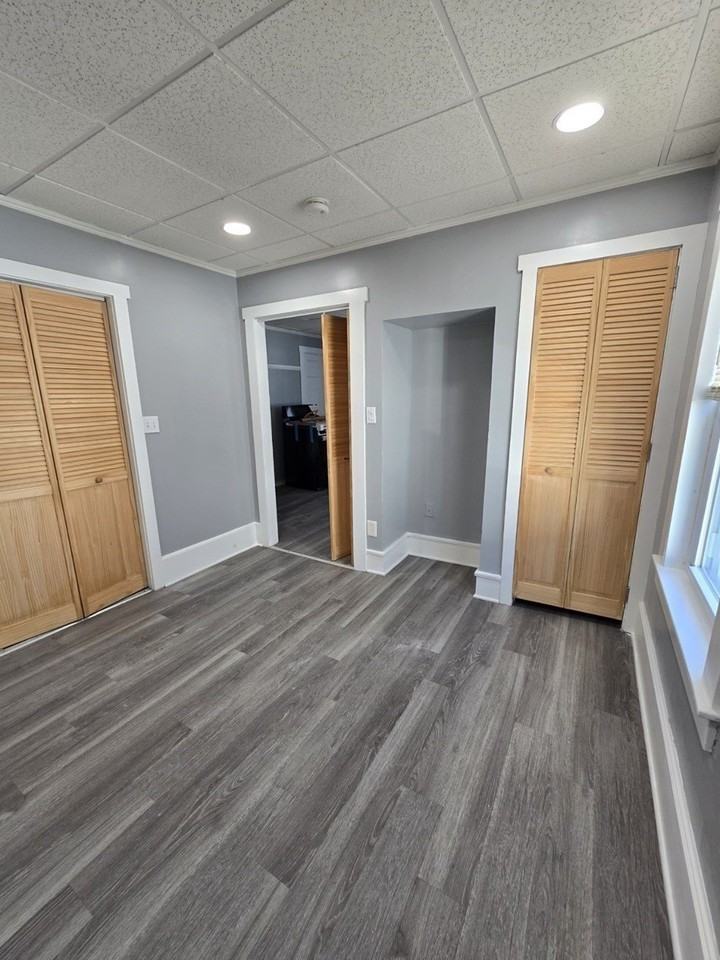 32 Agawam St #2 - Photo 4 of 11