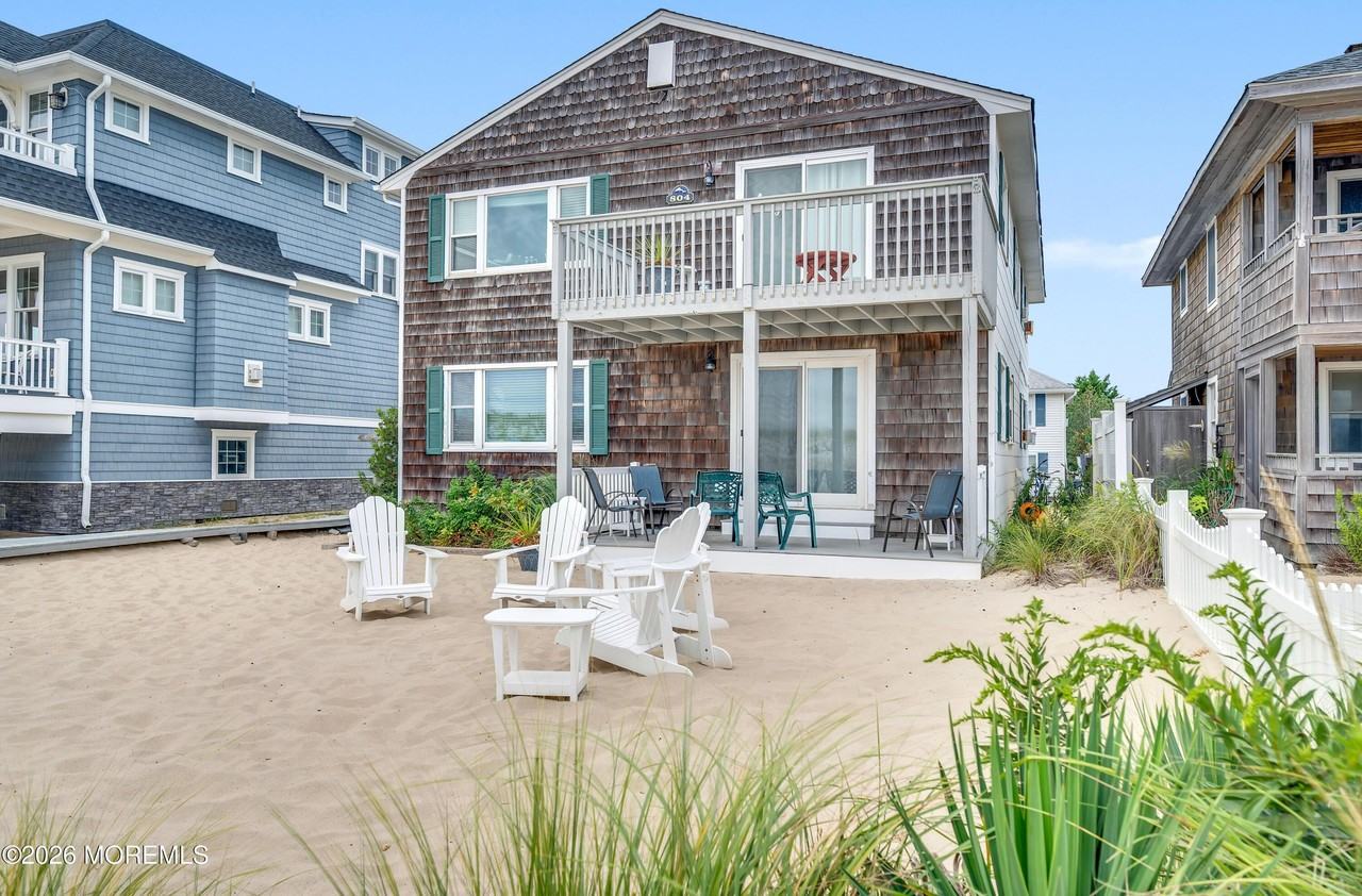 Ocean Front - Photo 2 of 28