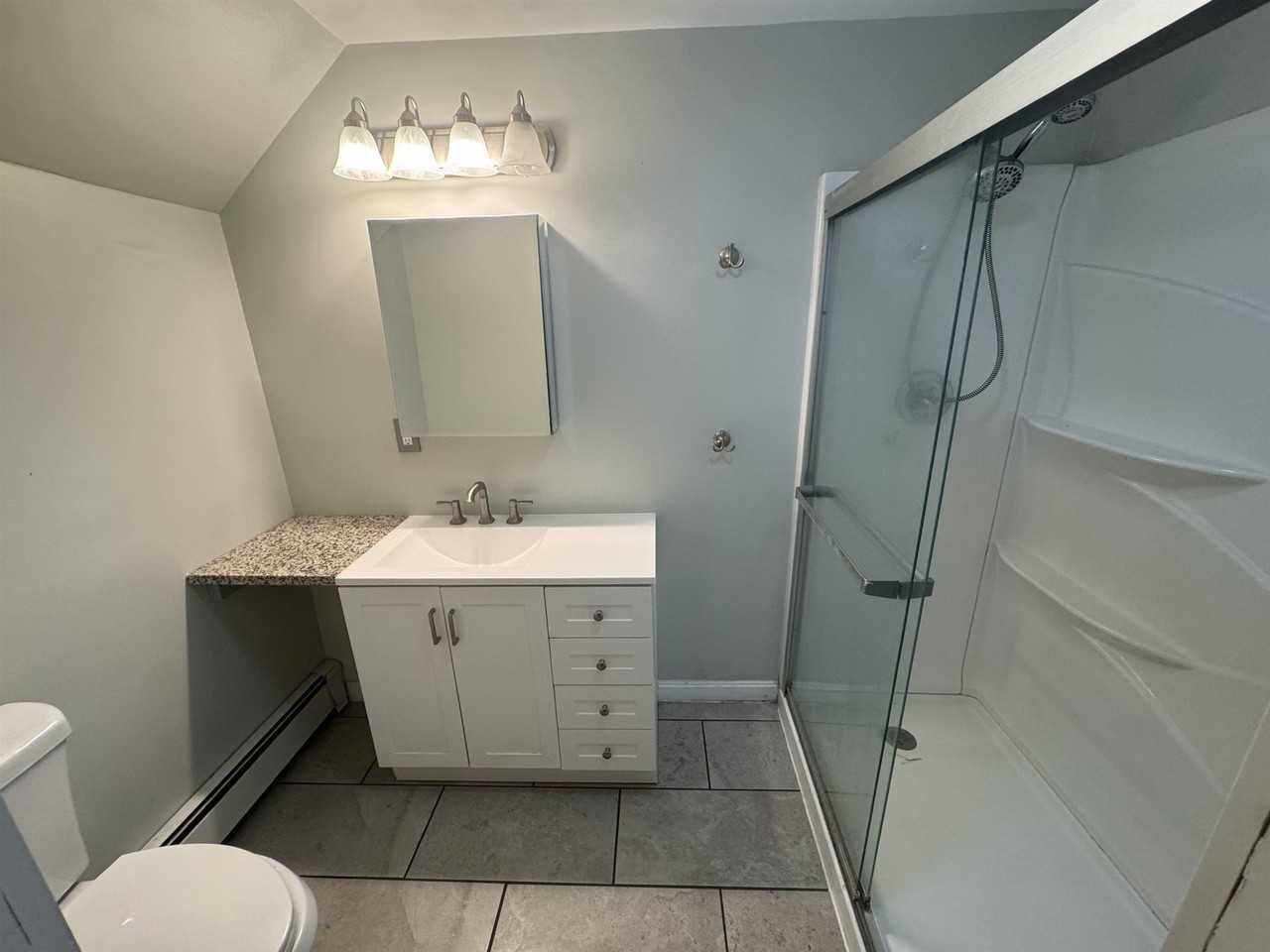 7B Allens Ave - Photo 4 of 10