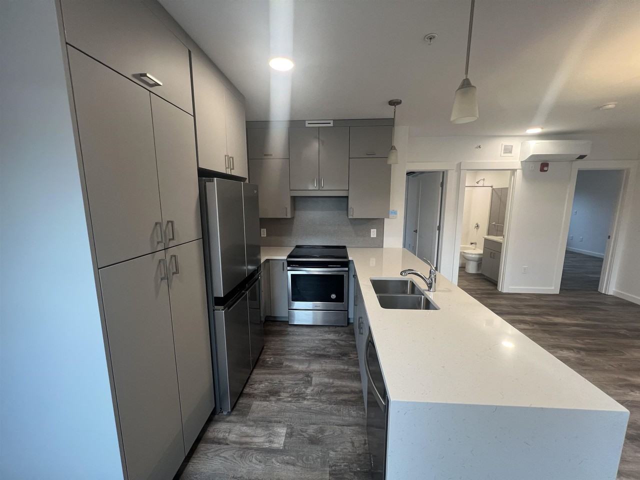 106 Grove St #2A - Photo 2 of 11