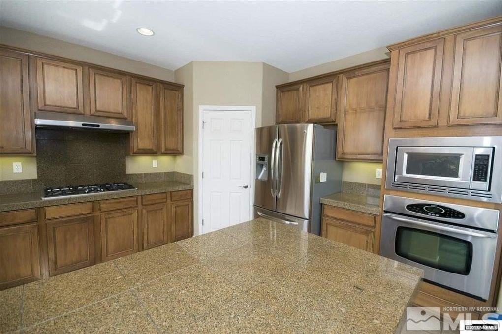 4161 Black Hills Dr - Photo 6 of 11