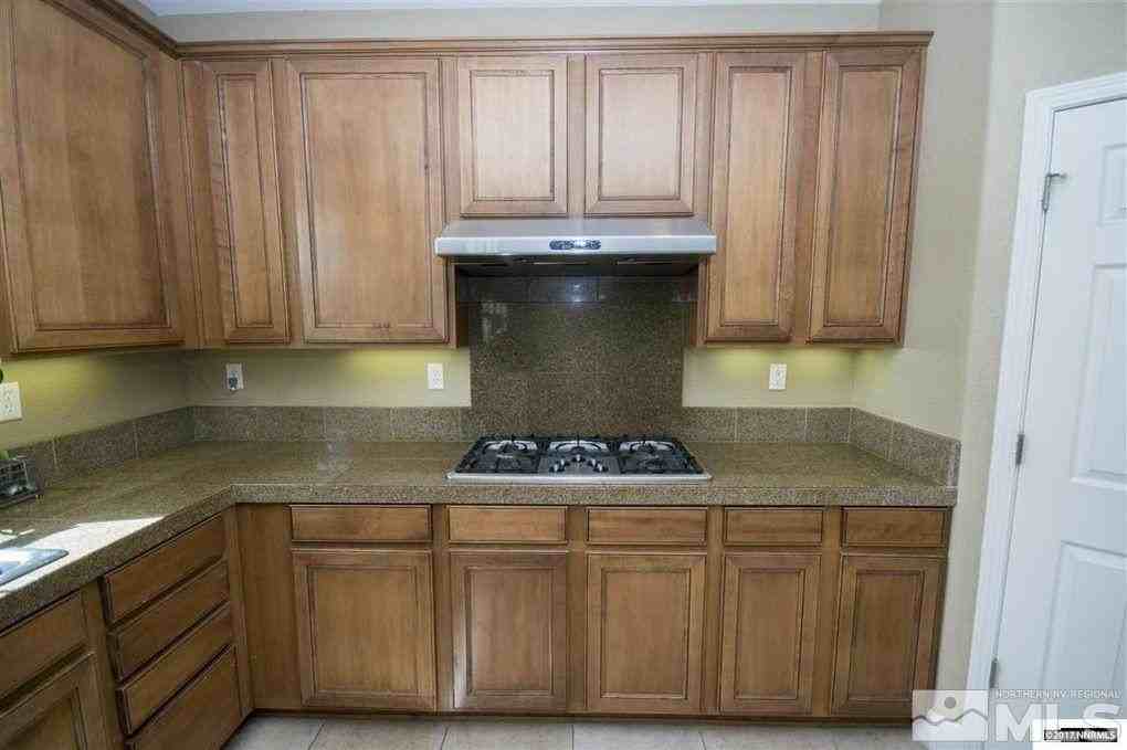 4161 Black Hills Dr - Photo 7 of 11