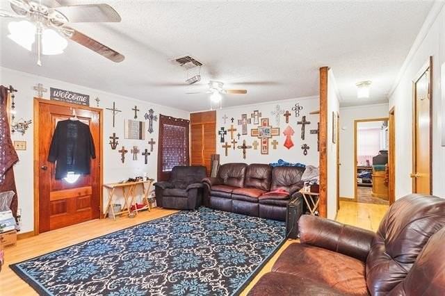 129 Jacqueline Dr - Photo 3 of 5