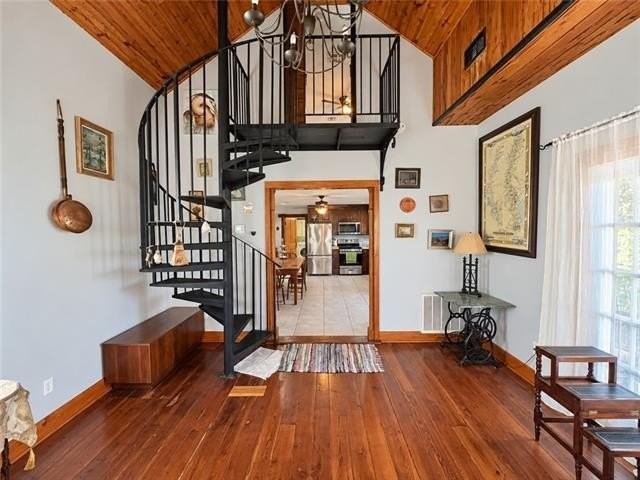 714 Mehle St - Photo 4 of 22