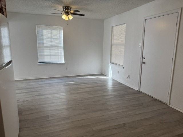 513 Rose St - Photo 4 of 14