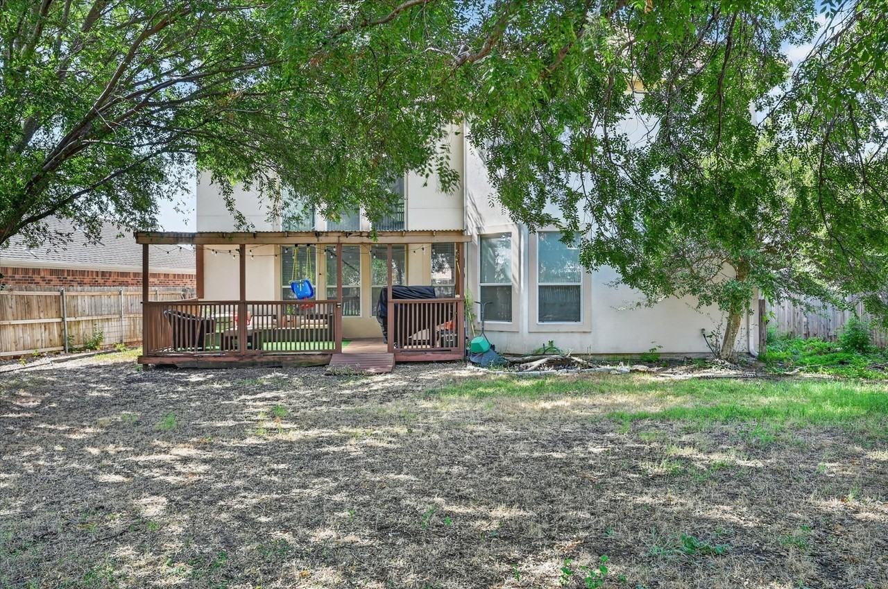 8728 Lariat Cir - Photo 4 of 24