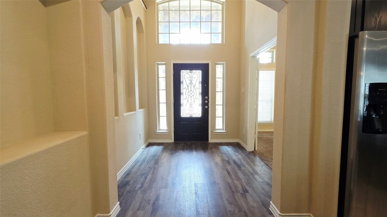 3220 Sunny Hill Way - Photo 3 of 30