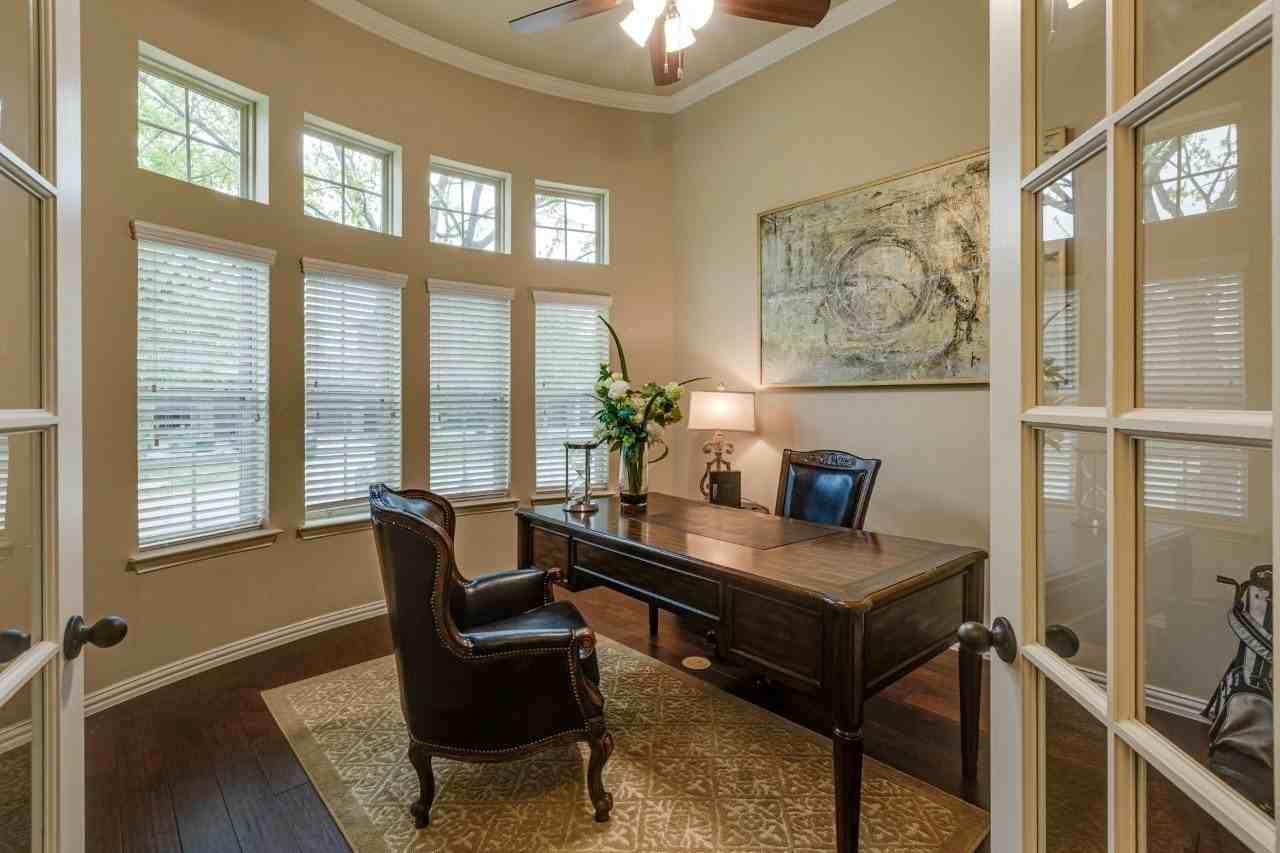 6904 Helena Way - Photo 6 of 40