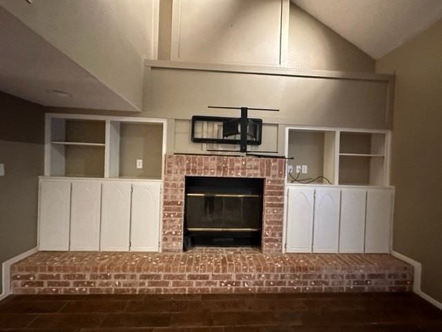 23 Harbour Town St - Photo 5 of 21