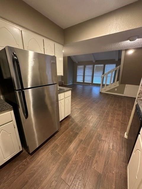 23 Harbour Town St - Photo 7 of 21