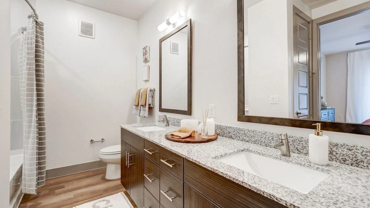 3400 Firewheel Pkwy #10-211 - Photo 7 of 14