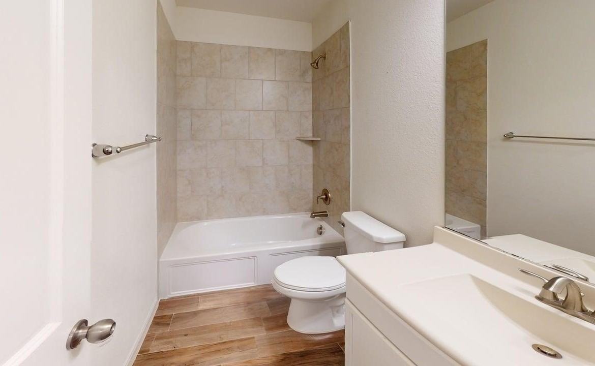 112 Acadia Ln - Photo 4 of 23