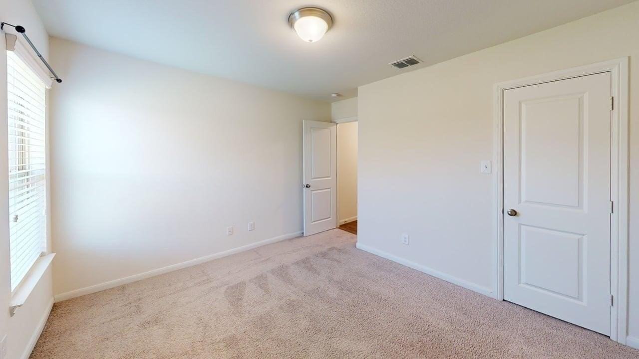 112 Acadia Ln - Photo 7 of 23