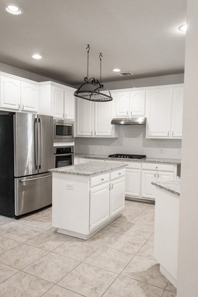 5700 Silver Spur - Photo 6 of 33