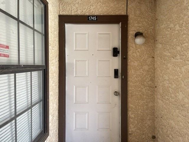 1745 Crest Grove Dr - Photo 2 of 19