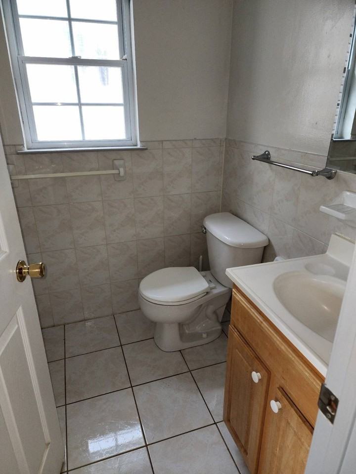 49-51 Crawford St #3 - Photo 7 of 7