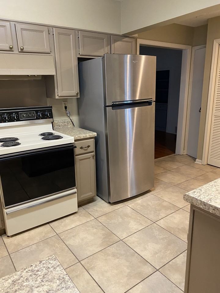 1224 Merrycrest Dr #1 - Photo 3 of 15