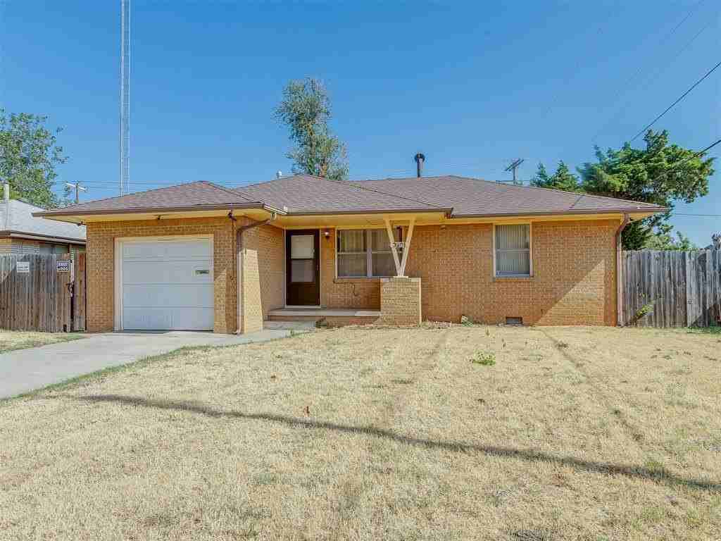 3801 Nw 51st St - Photo 2 of 30