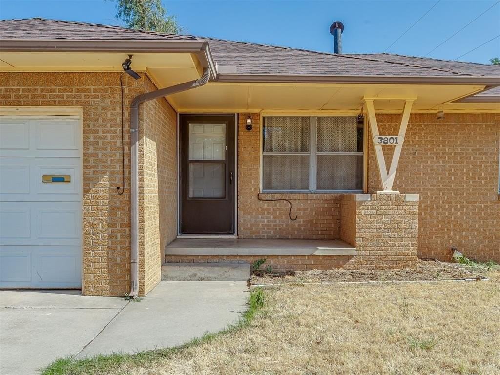 3801 Nw 51st St - Photo 3 of 30