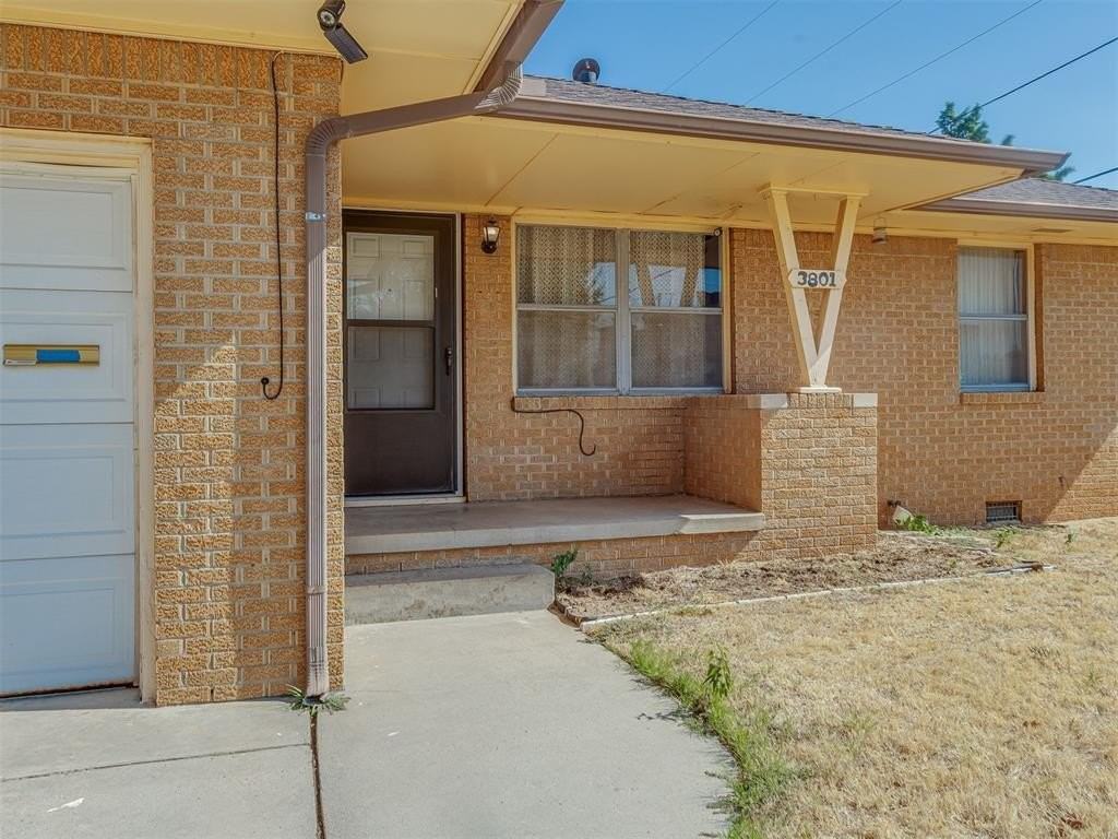 3801 Nw 51st St - Photo 4 of 30