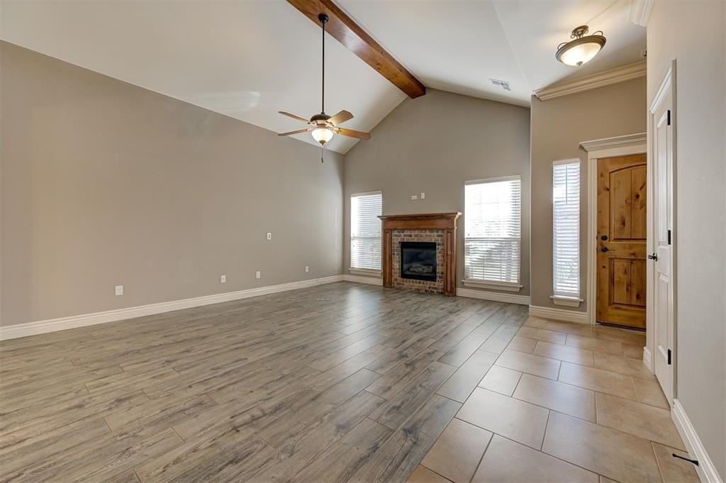 2101 Kendal Ct - Photo 7 of 36