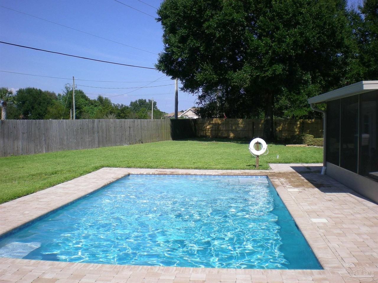11606 Chanticleer Dr - Photo 3 of 29