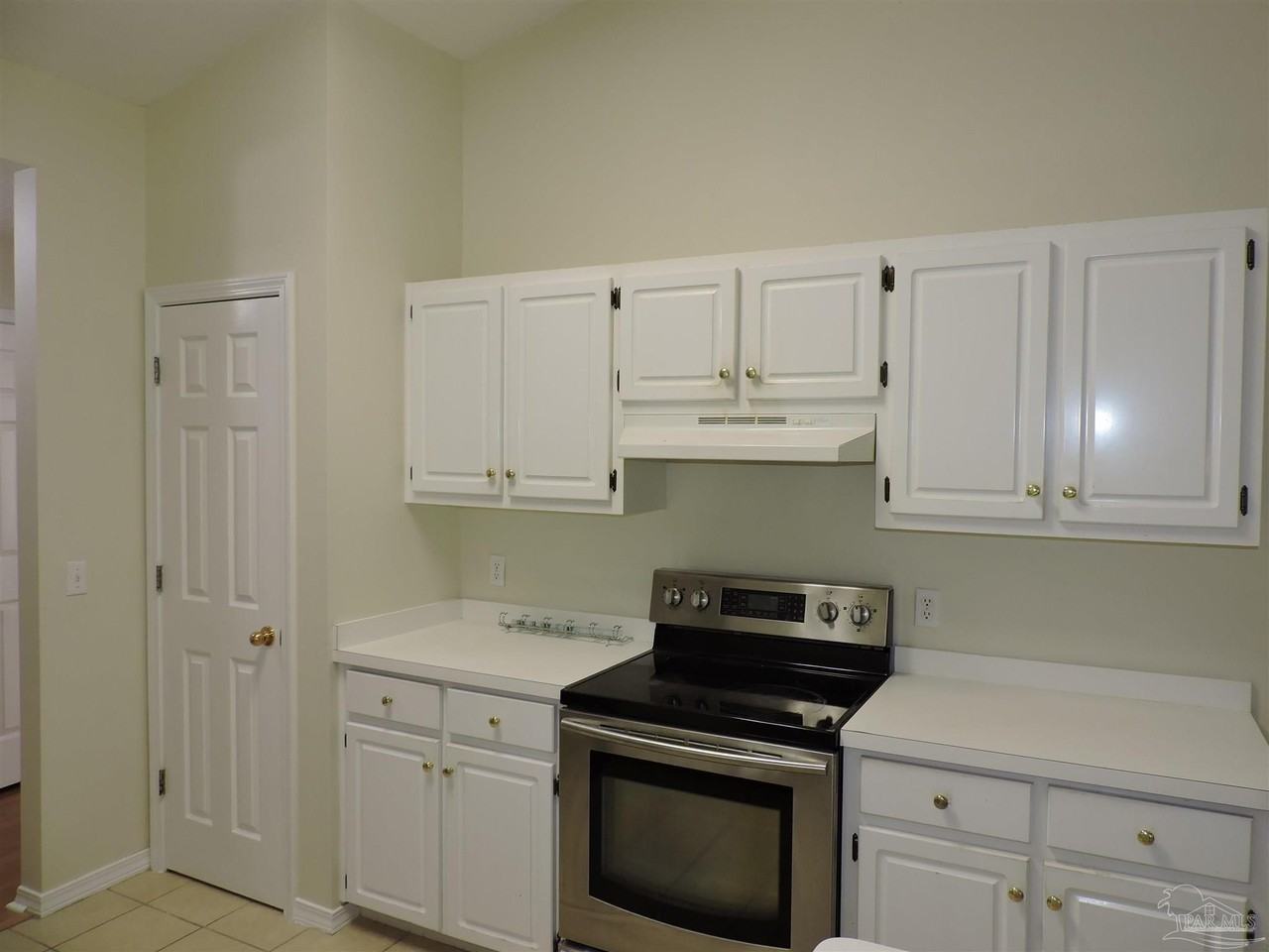 2145 Jarrod Dr - Photo 2 of 30