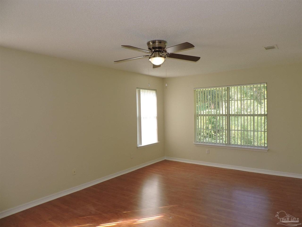 2145 Jarrod Dr - Photo 7 of 30