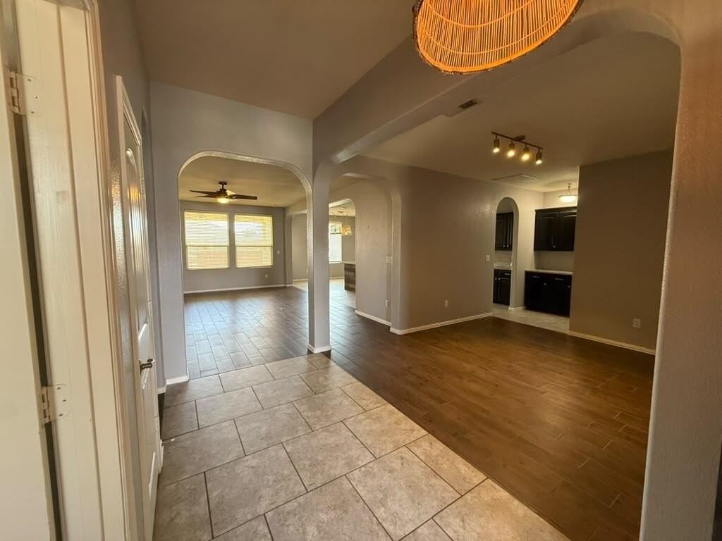 1514 Cerrillos Ave - Photo 3 of 23