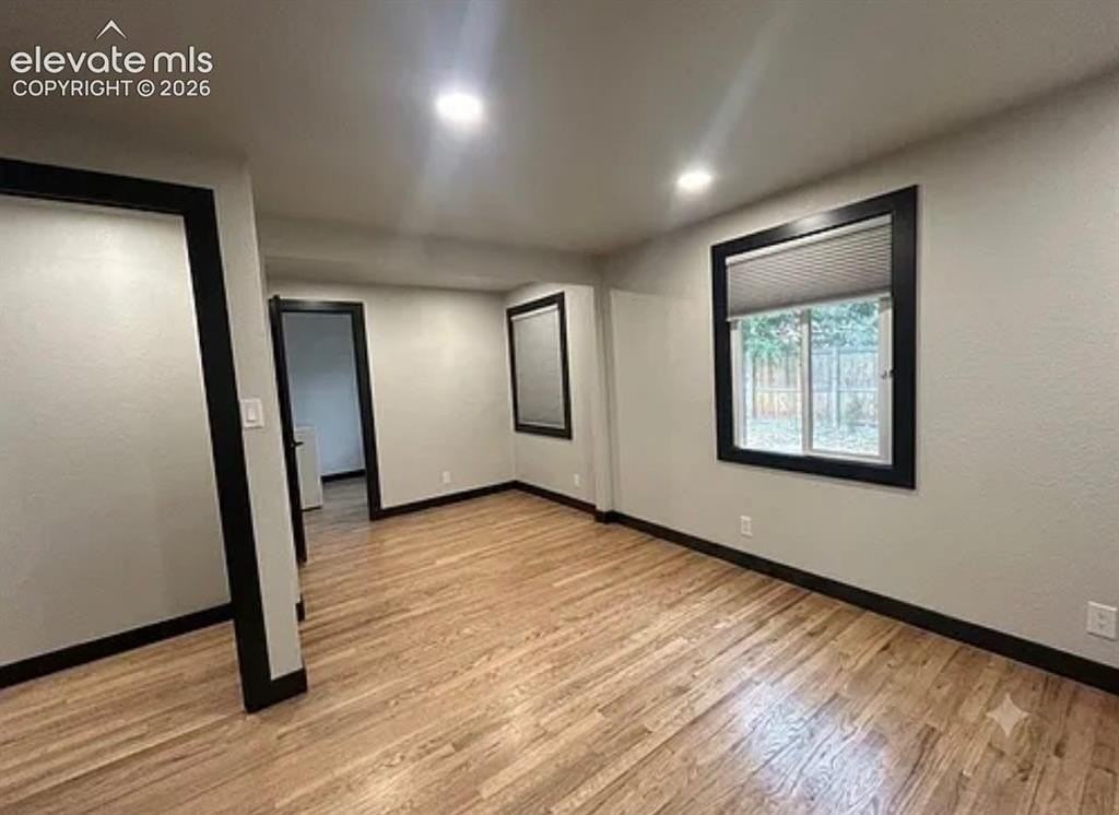 2028 Oriole Ave - Photo 6 of 17