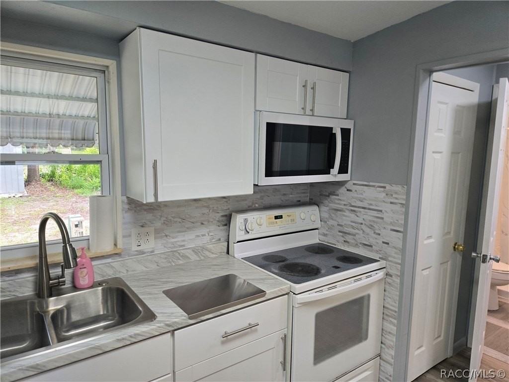 5149 S Manatee Ter - Photo 3 of 23