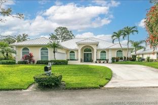 1064 Sw Pigeon Plum Way - Photo 1 of 1
