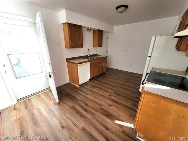 2319 11th St - Photo 4 of 16
