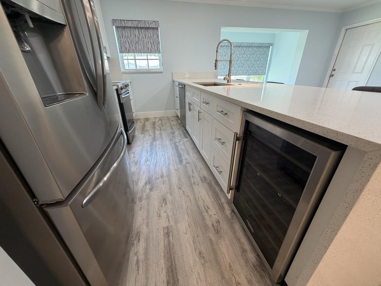 14516 Canalview Dr #B - Photo 4 of 15