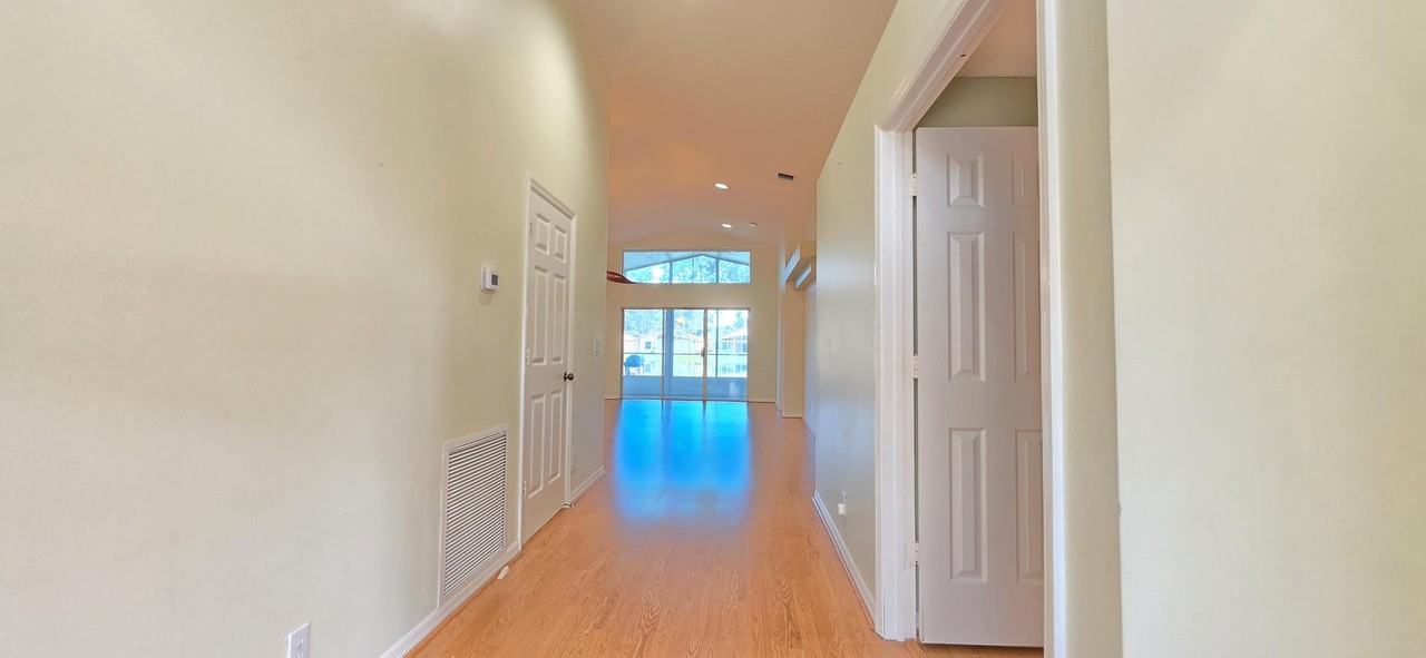 7299 Lugano Dr - Photo 4 of 43