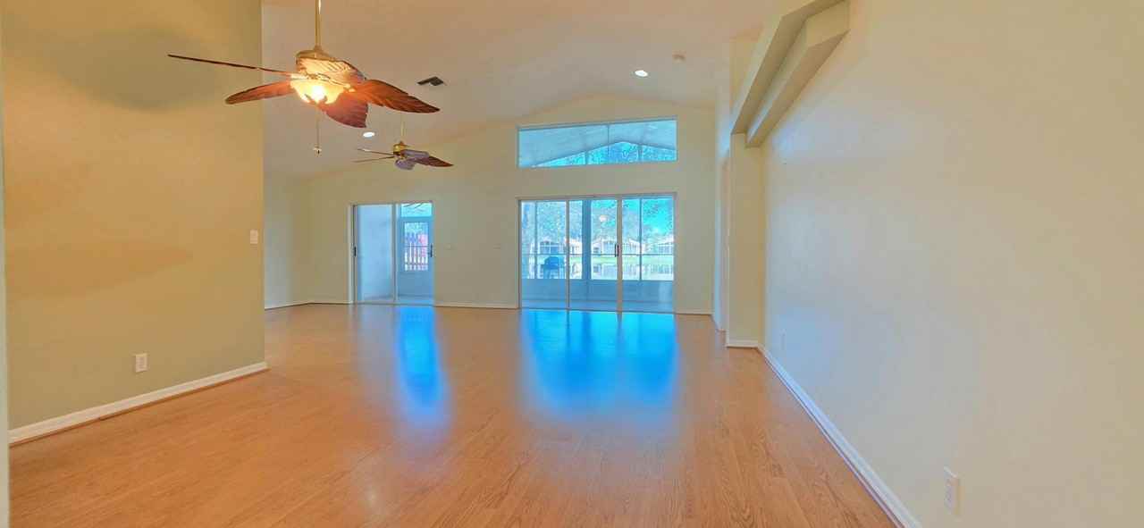 7299 Lugano Dr - Photo 6 of 43