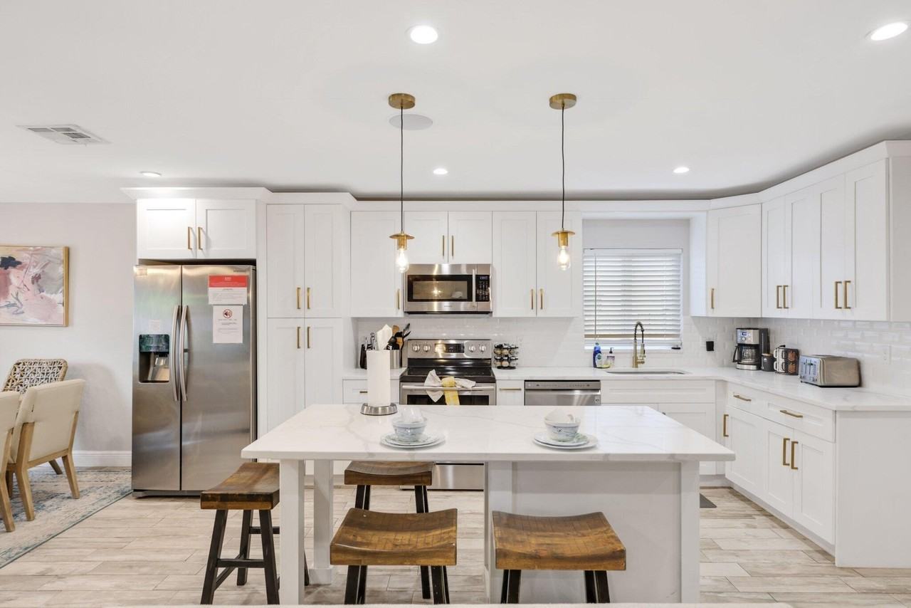 513 Curlew Rd - Photo 6 of 43