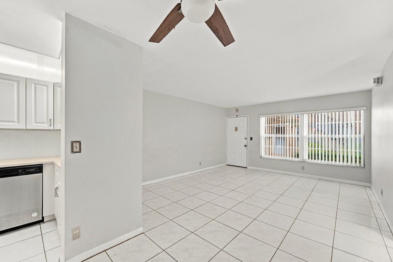 3668 N University Dr #D7 - Photo 6 of 26