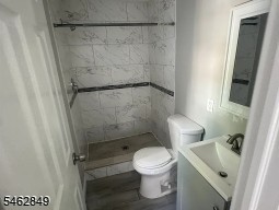 455 Henry St