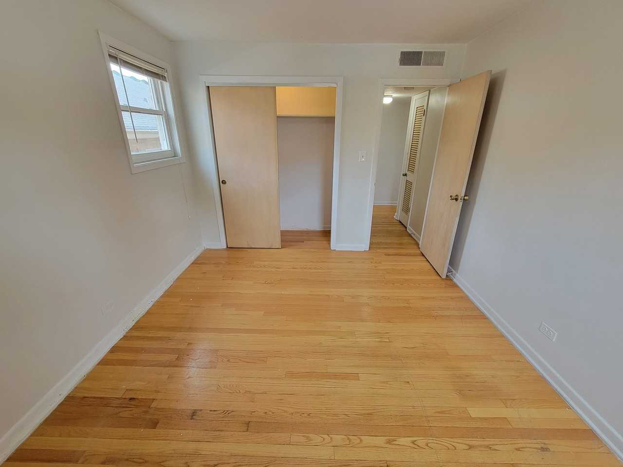 6440 N Richmond St ##1b - Photo 6 of 15