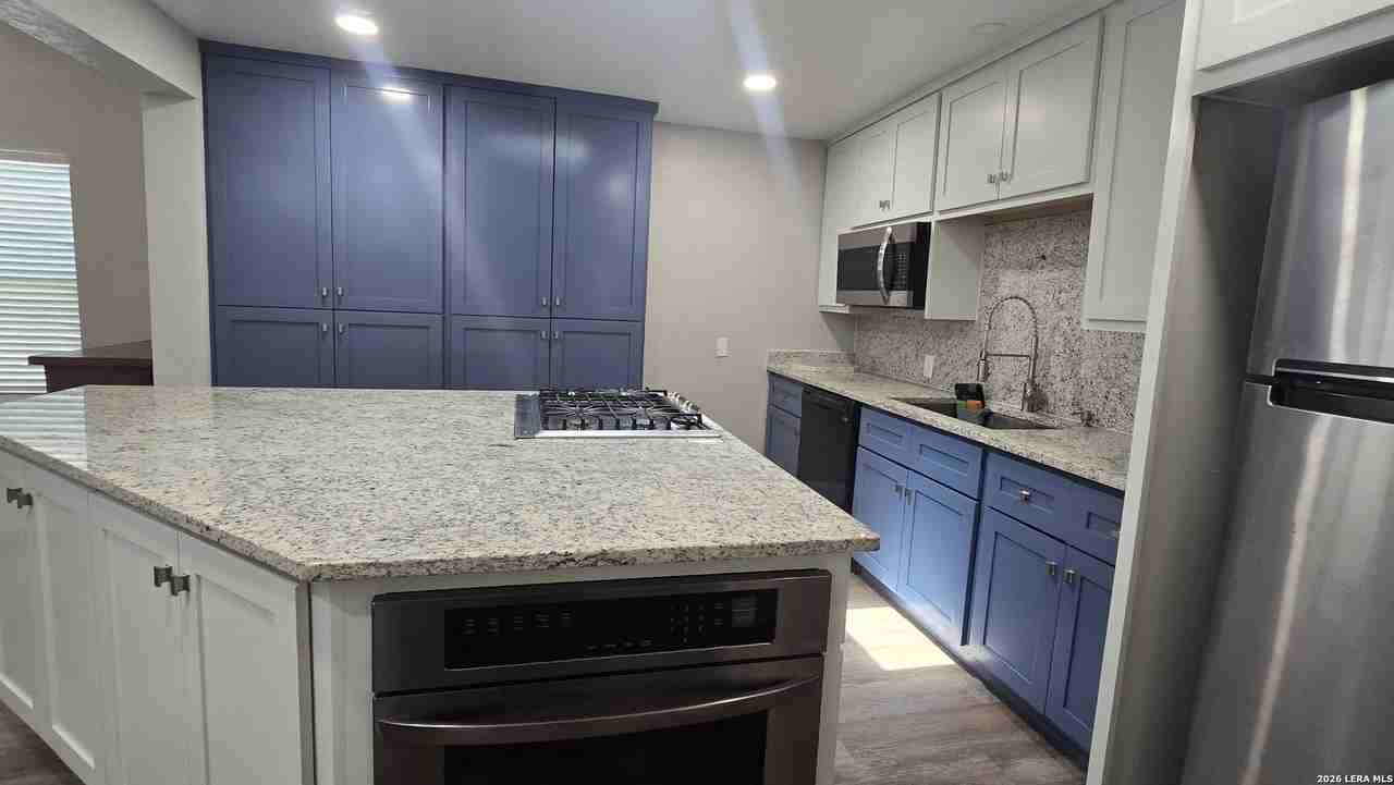 815 W Wildwood Dr - Photo 7 of 14