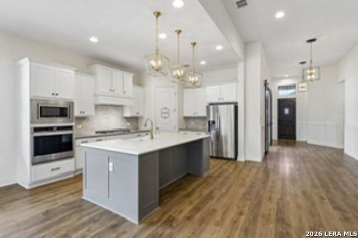 9007 Beacon Rdg - Photo 2 of 45