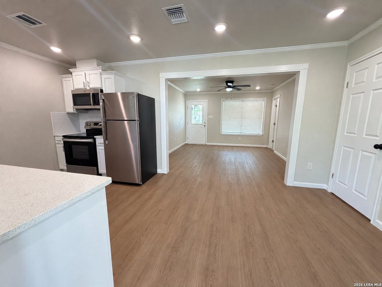 7615 Westfield Blvd - Photo 5 of 25