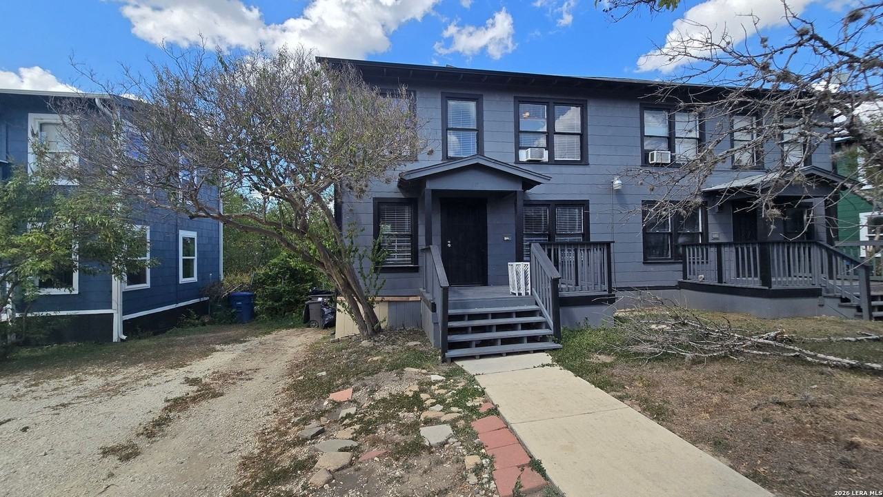 407 Natalen Ave - Photo 3 of 32