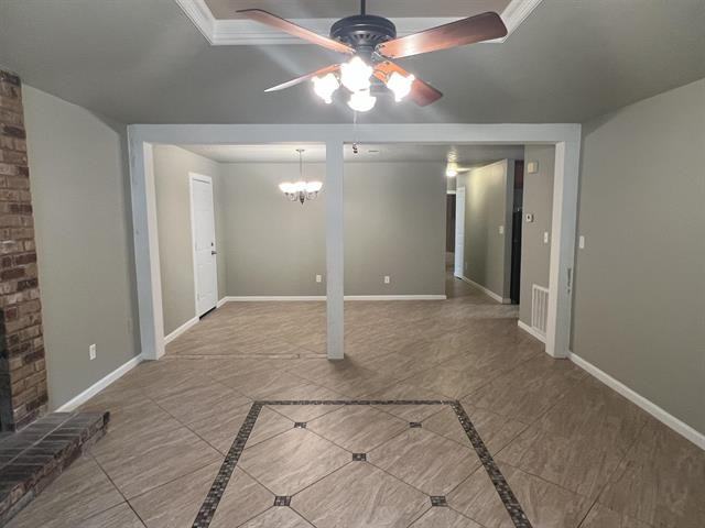 12940 Westchester Ln - Photo 4 of 25