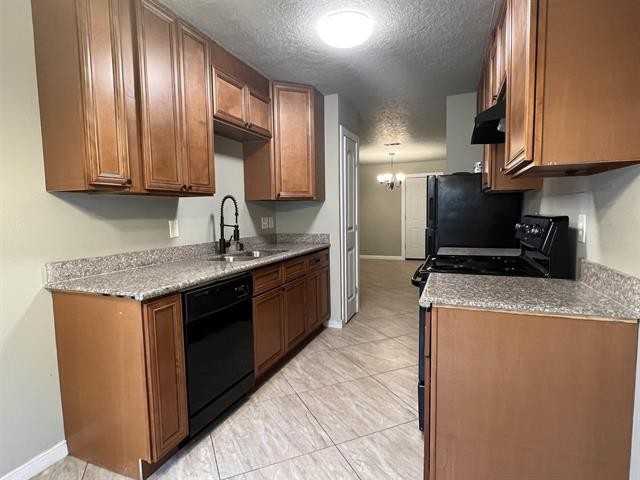 12940 Westchester Ln - Photo 5 of 25
